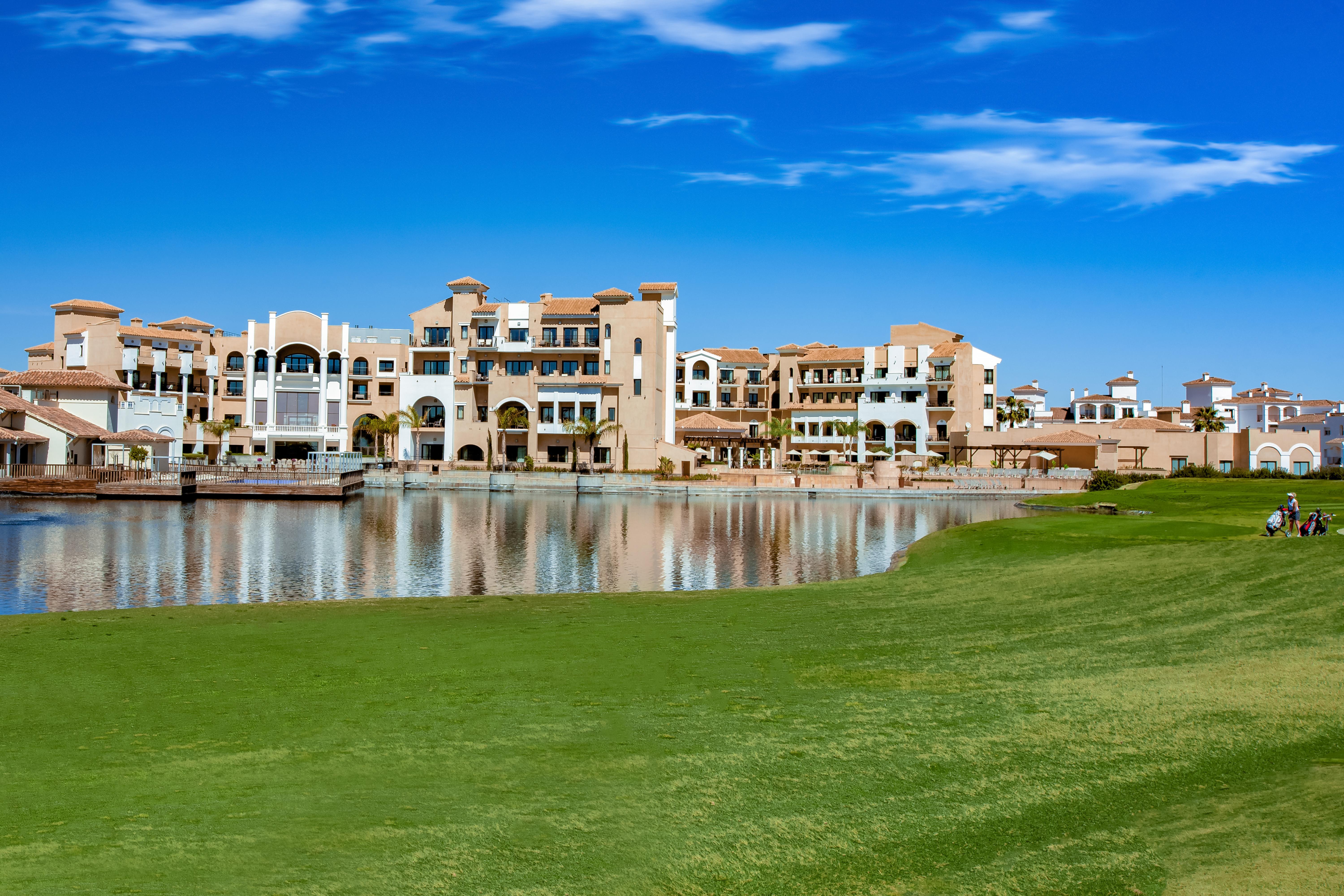 Doubletree By Hilton La Torre Golf Resort Рольдан Экстерьер фото La Manga Club