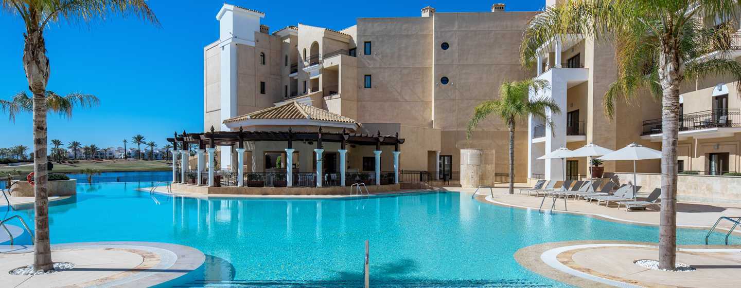Doubletree By Hilton La Torre Golf Resort Рольдан Экстерьер фото