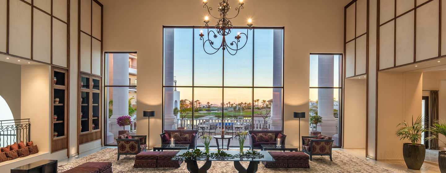Doubletree By Hilton La Torre Golf Resort Рольдан Экстерьер фото Lobby